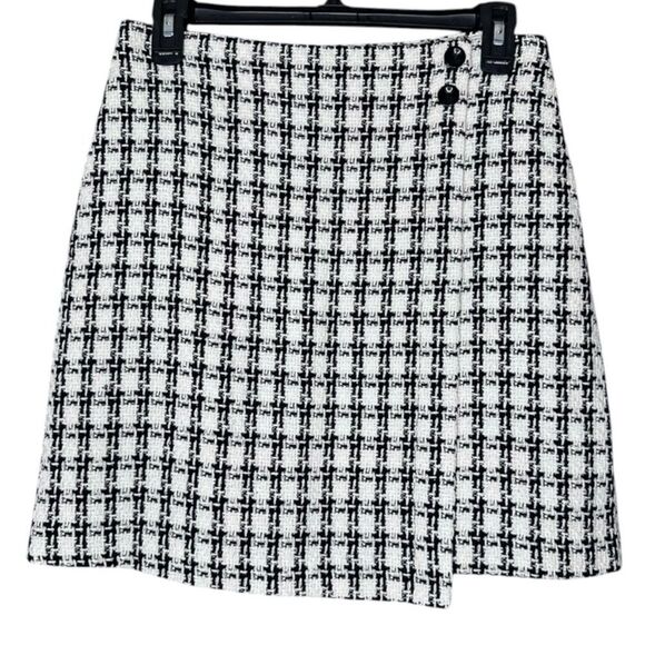 |EUC| VINCE CAMUTO Overlap Twill Mini Skirt - Picture 1 of 6